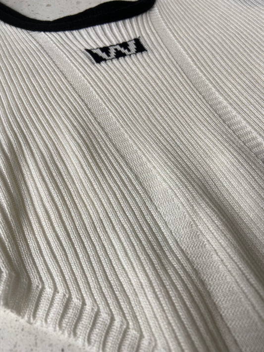 Women's Wang Knitted Crop Top- Detailed Flat lay- Baebekillinem