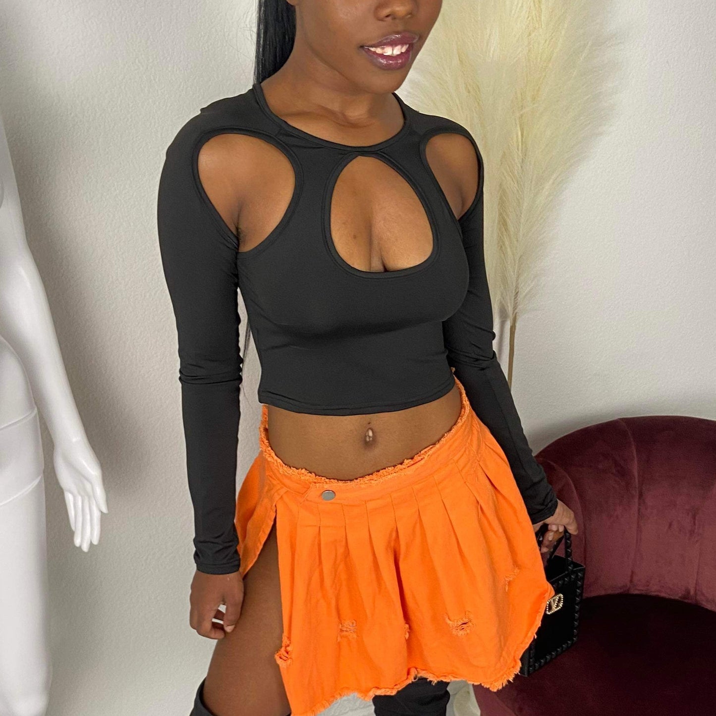 Women's Solid Longsleeve Keyhole Crop Top - Baebekillinem Boutique- Front view