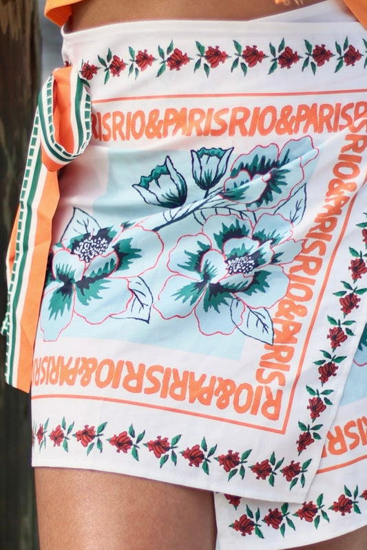Women's vintage floral print wrap skirt close up detail — Baebekillinem