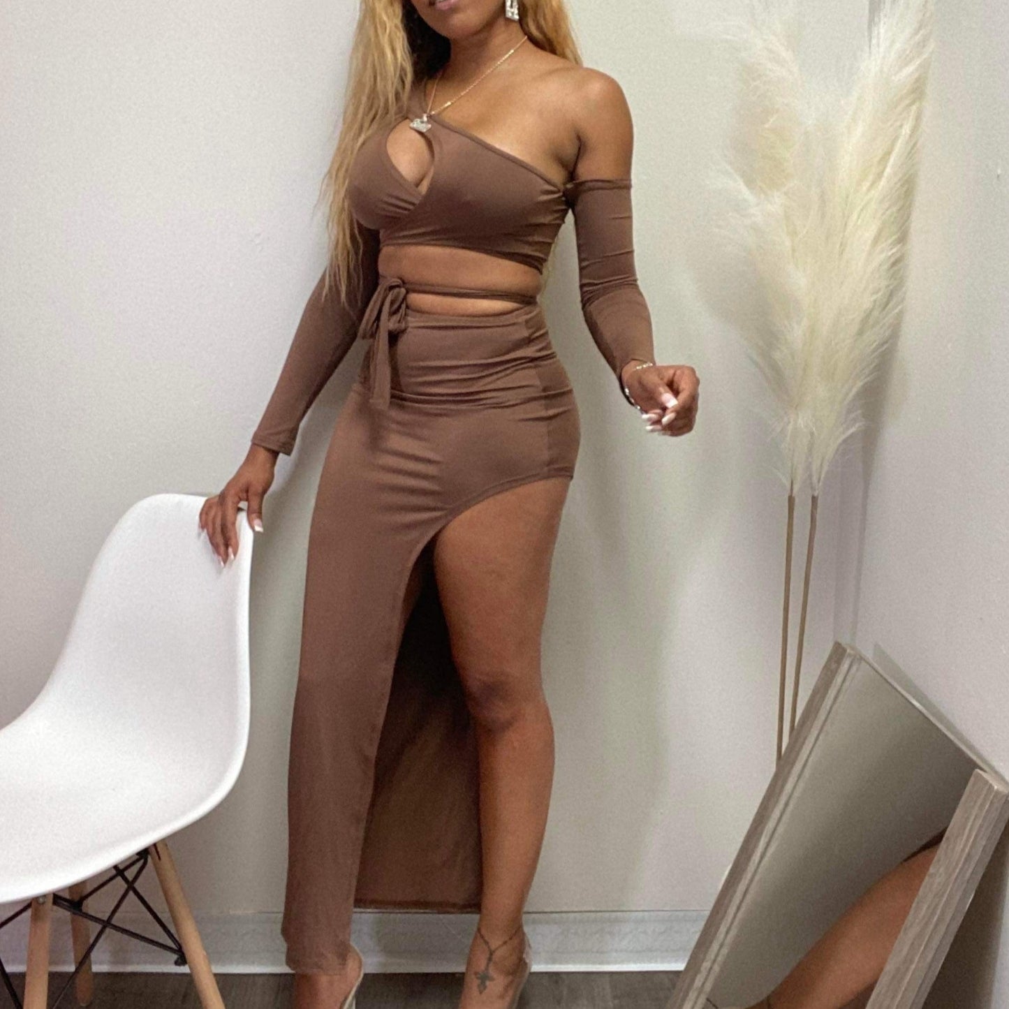 Women's -Irregular- Cut -Stretch -Skirt -Set - BaeBekillinem Boutique- Spandex- Polyester- Black- Brown- cutouts- longsleeve- slit- little- dress- party- girl night- date- cocktail