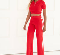 Women's knitted polo pants set red white front view — Baebekillinem