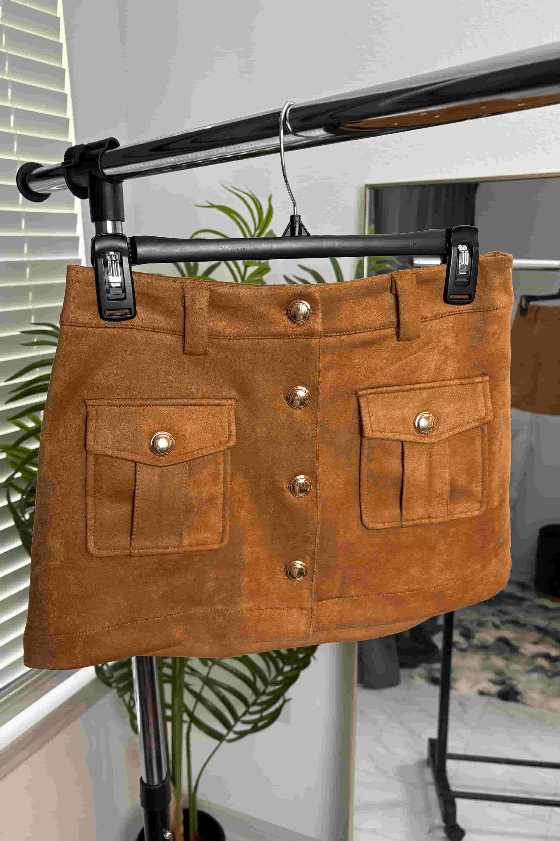 Women's Suede Pocket Button Mini Skirt- front view — Baebekillinem